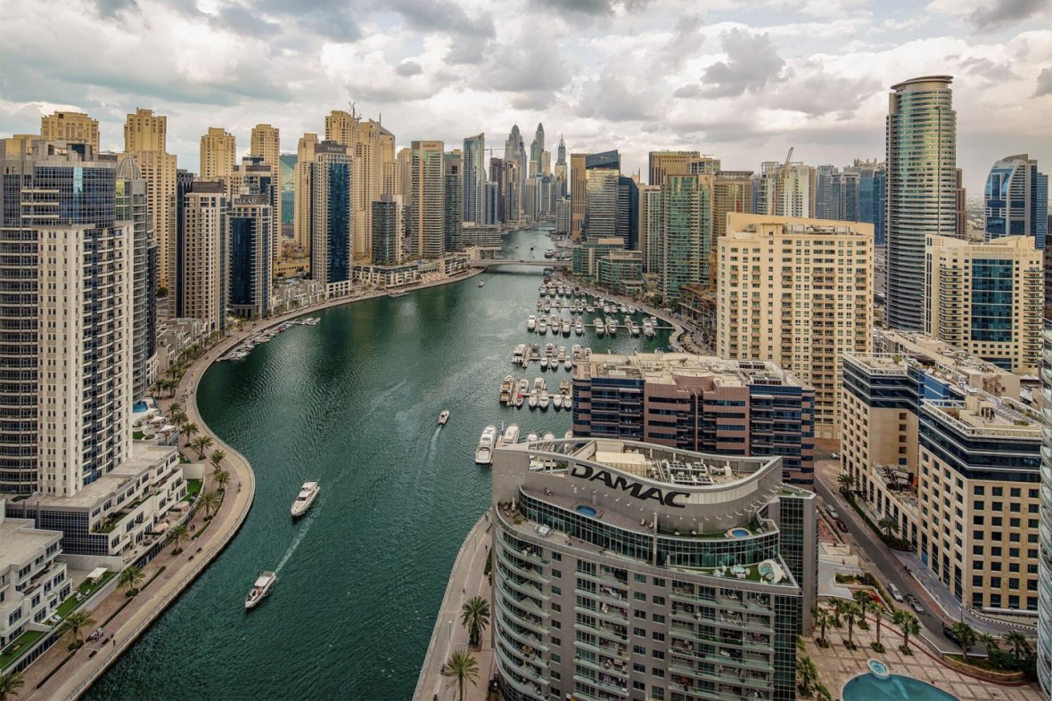 Luxury Living Dubai Marina
